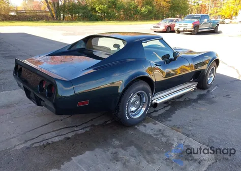 1974 Chevrolet Corvette z USA, uszkodzony, nr VIN 1Z37J4S415346